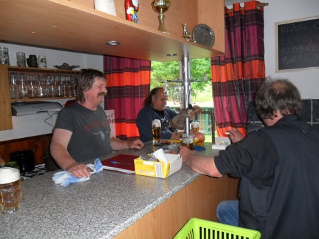 Grilování prasátka 17.6.2017 011